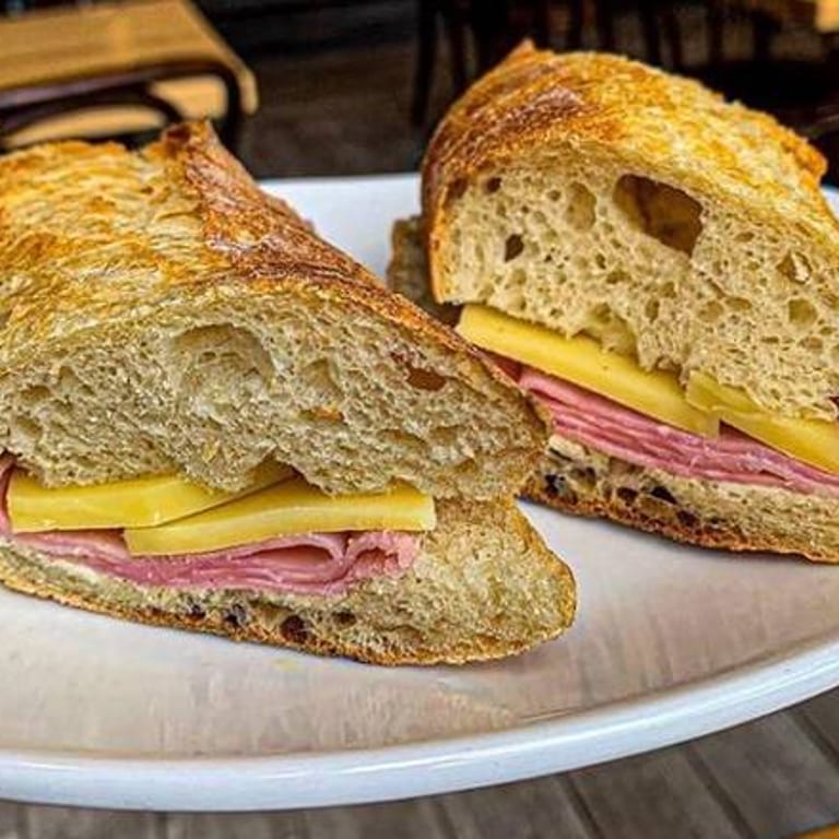 French Takeout: Croissants, Quiche, Baguettes, Macarons
