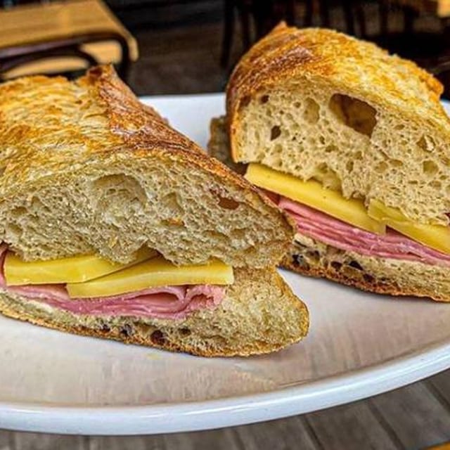 Jambon Beurre.